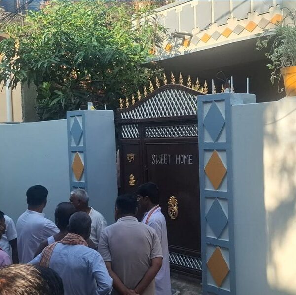 जनकपुरमा घरमा आगलागी हुँदा पूर्व शिक्षकको…