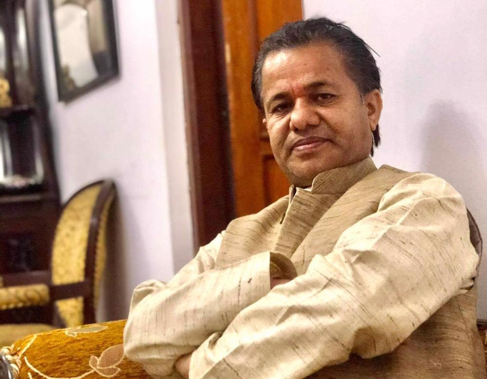 डडेल्धुरामा अधिवेशन स्थगित गर्न पूर्वसभापति कर्ण मल्लको…