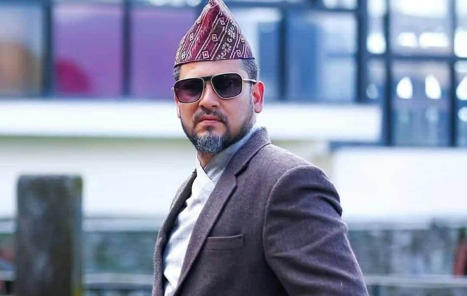 बझाङबाट महाधिवेशन प्रतिनिधिमा अभिषेक सिंहको उम्मेदवारी, प्रतिनिधिसँग मागे मत