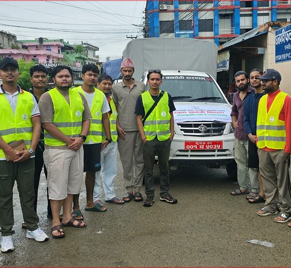 भोटेकोशी बाढीपीडितका लागि धनगढी जेन्जी समुदायको राहत टोली रसुवा प्रस्थान