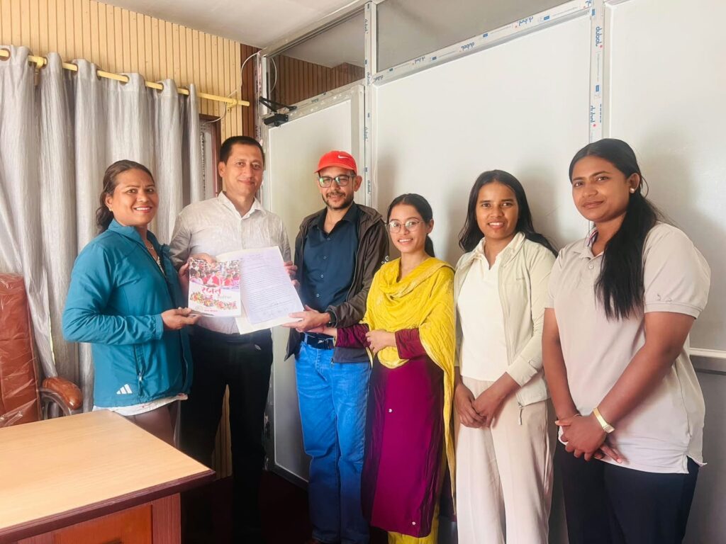 सामाजिक विकास समितिका सभापति पाठकलाई नागरिक सवाल&hellip;