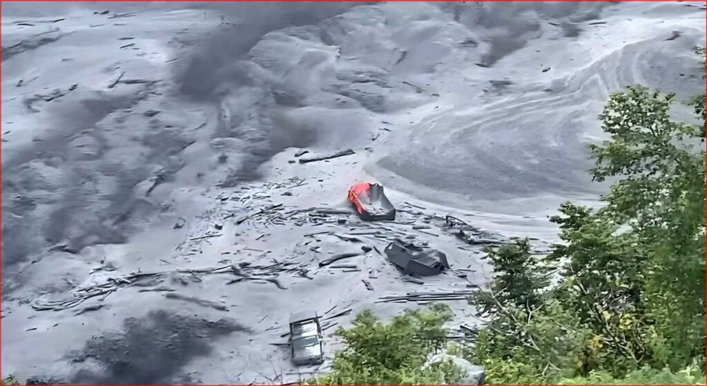 गोरखामा बुढीगण्डकीको भीषण बाढी, बस्ती र पुलमा…