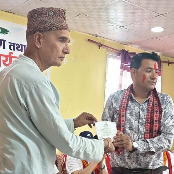 कैलाली क्षेत्र नं. ४ (ख) को सभापतिमा भरत खड्का निर्वाचित, सामाजिक सञ्जालमार्फत दिए धन्यवाद