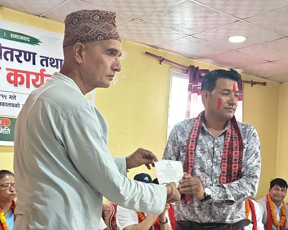 कैलाली क्षेत्र नं. ४ (ख) को सभापतिमा भरत खड्का निर्वाचित, सामाजिक सञ्जालमार्फत&hellip;